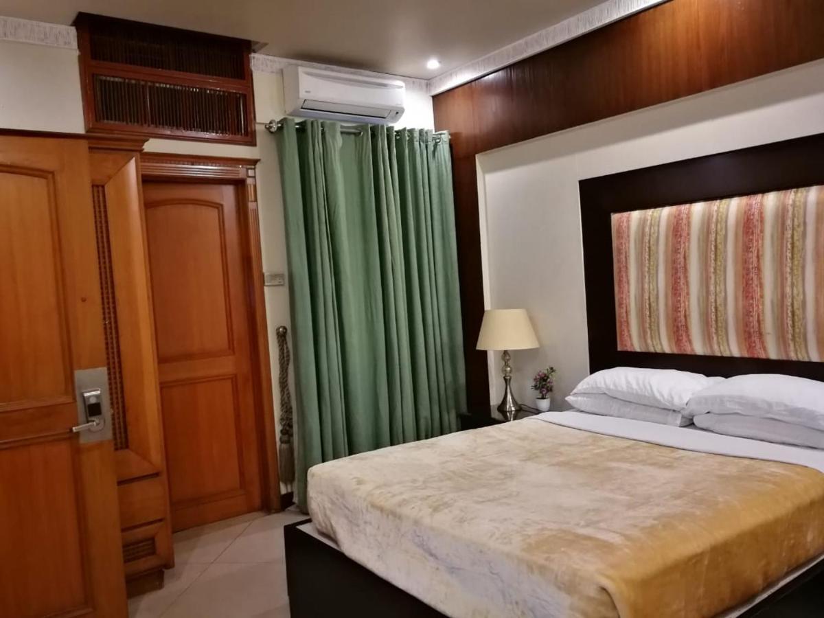 Regency Inn Hotel Lahore Eksteriør billede