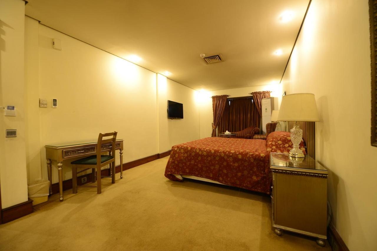 Regency Inn Hotel Lahore Eksteriør billede