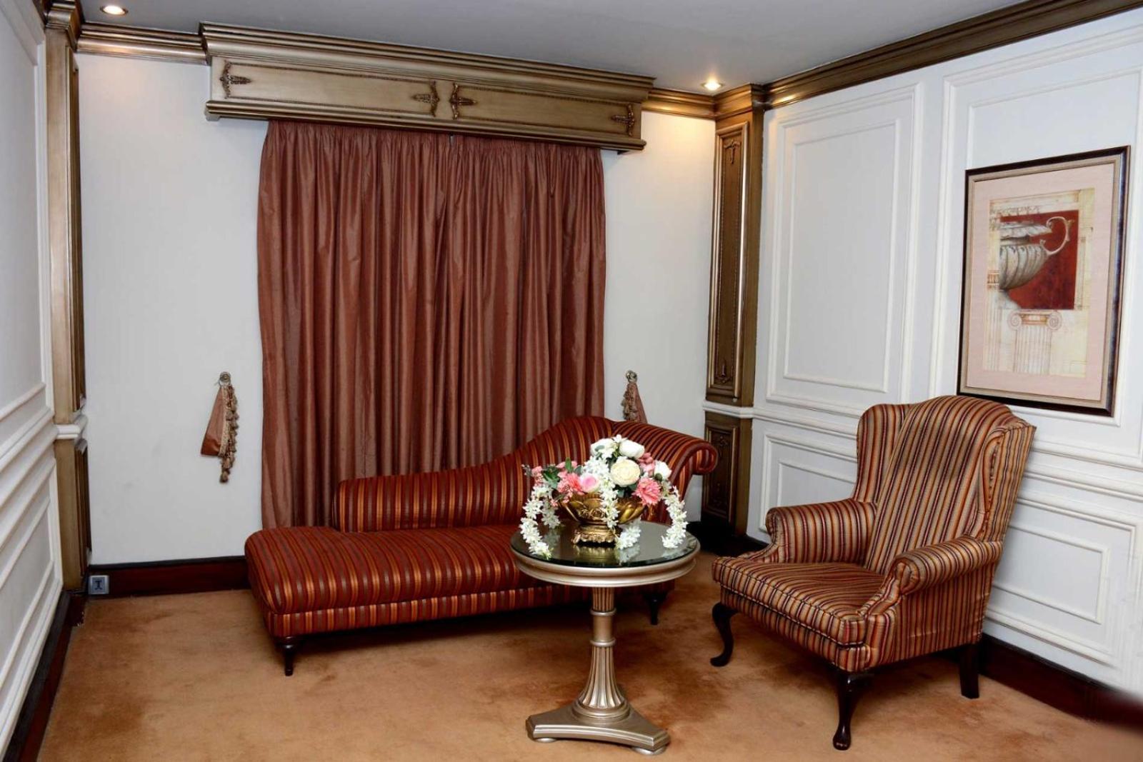 Regency Inn Hotel Lahore Eksteriør billede
