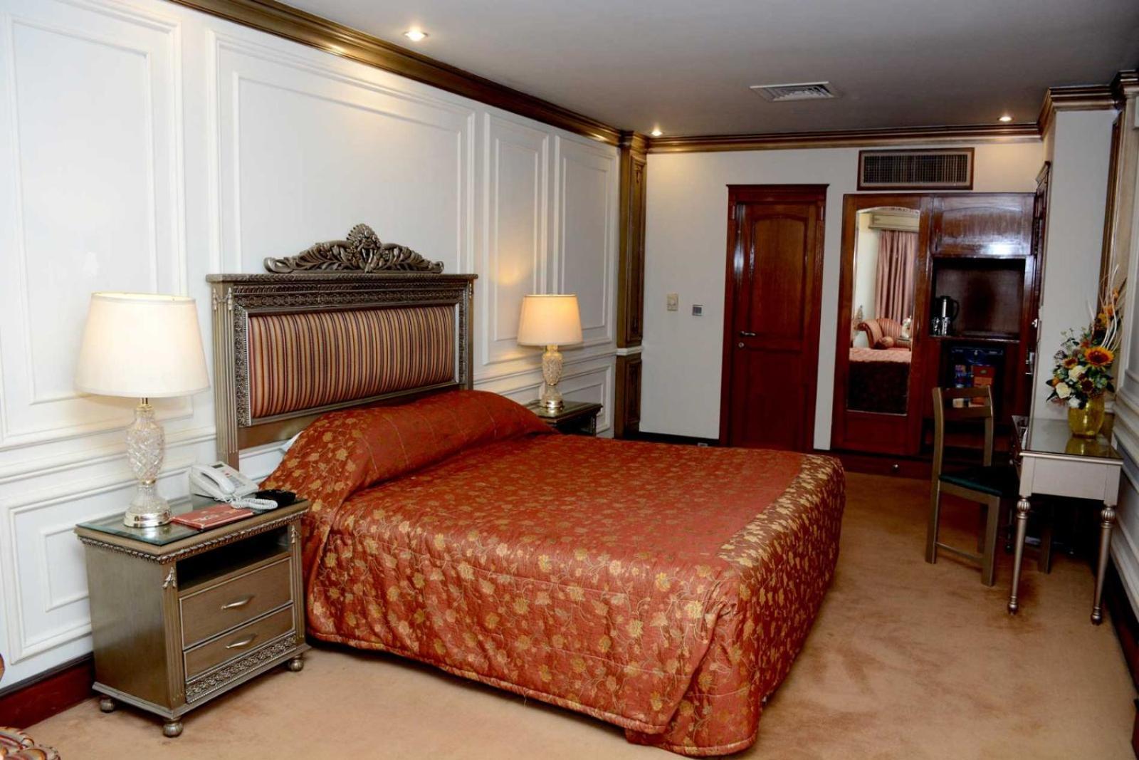 Regency Inn Hotel Lahore Eksteriør billede