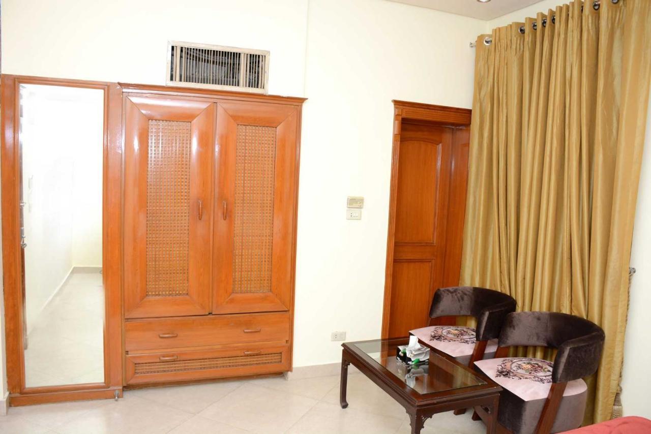 Regency Inn Hotel Lahore Eksteriør billede