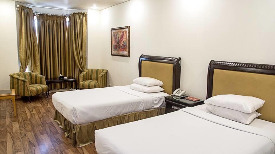 Regency Inn Hotel Lahore Eksteriør billede