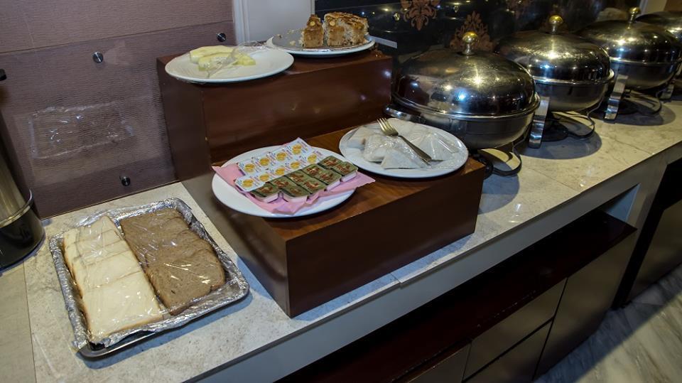 Regency Inn Hotel Lahore Eksteriør billede