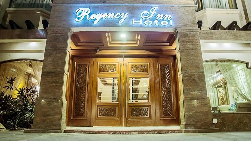 Regency Inn Hotel Lahore Eksteriør billede