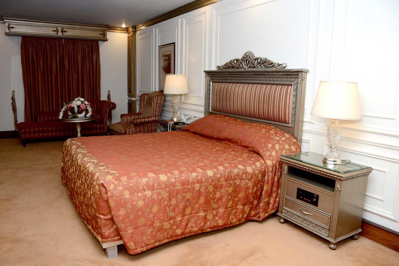 Regency Inn Hotel Lahore Eksteriør billede