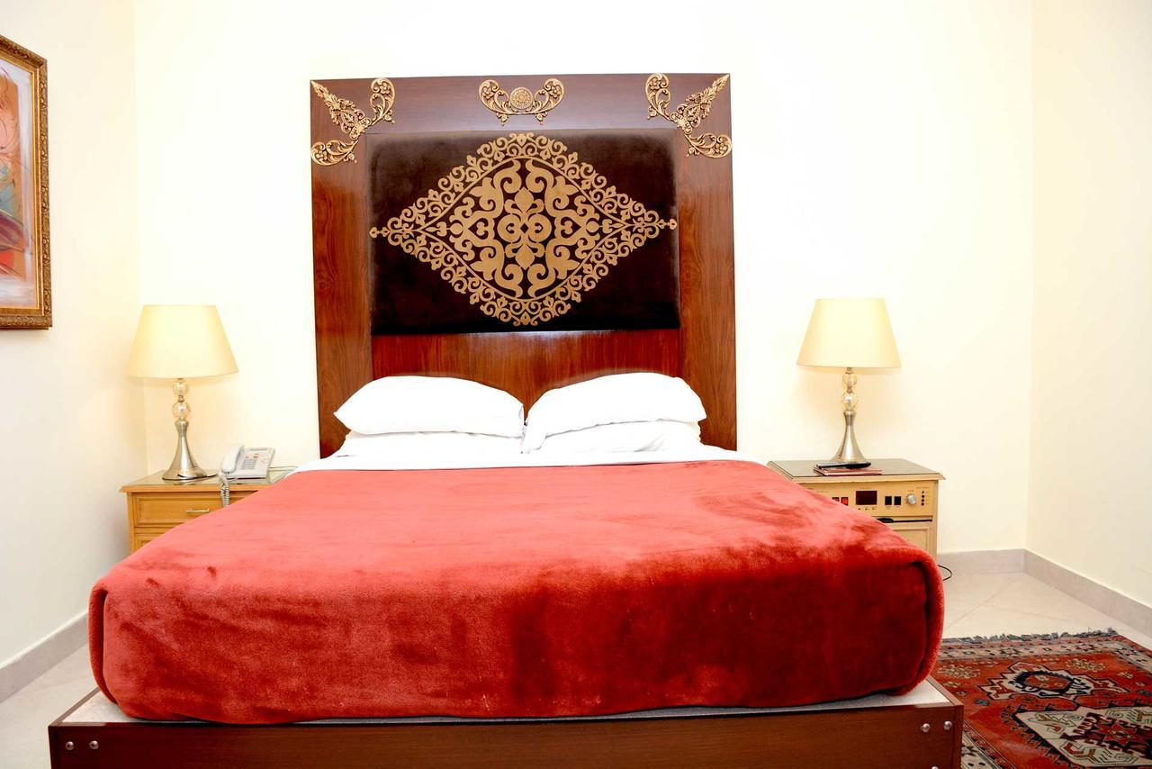 Regency Inn Hotel Lahore Eksteriør billede